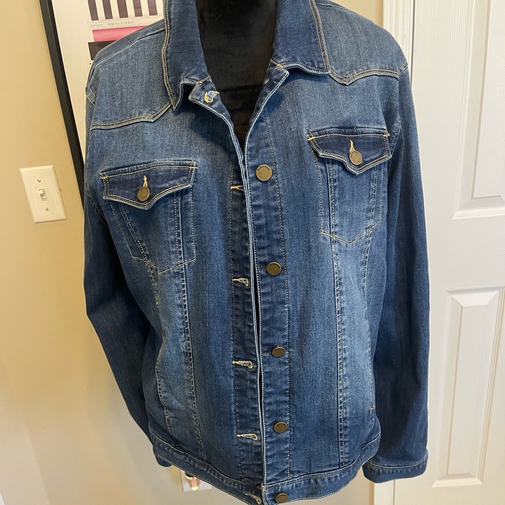 Democracy Denim jacket; XL
